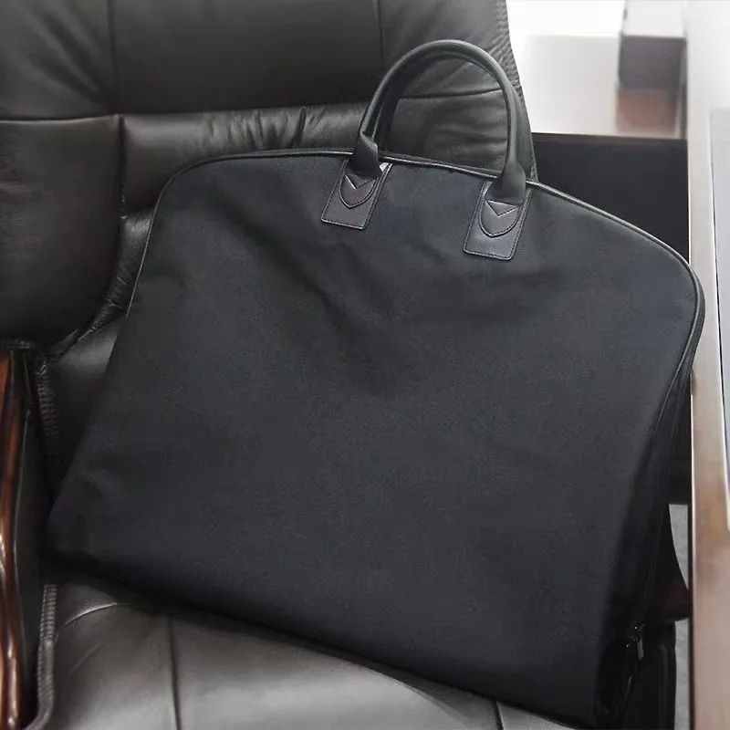 

Thiened бычья ткань, сумка для хранения костюма, ручная дорожная пылезащитная сумка, водонепроницаемая сумка для тренировок, пылезащитный чехол для одежды