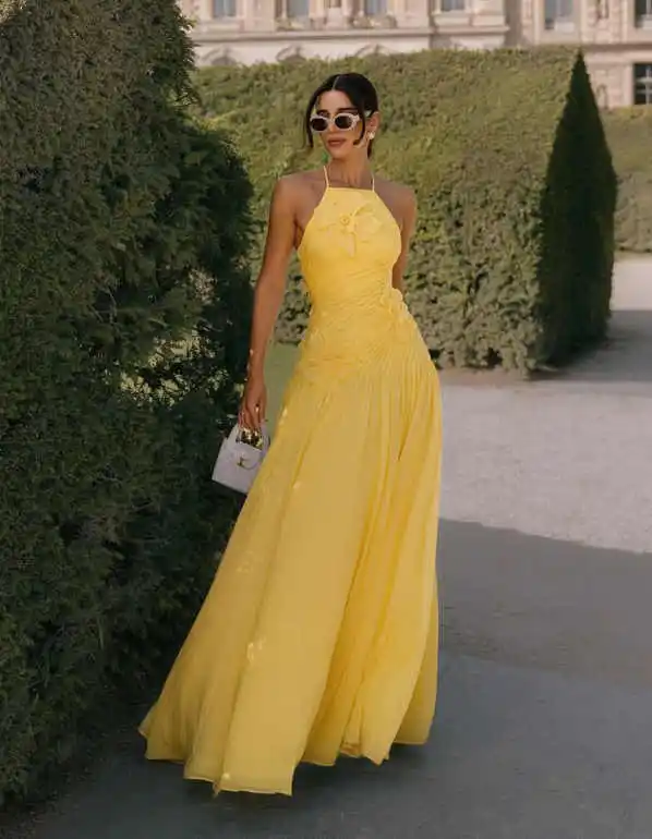 Simply Yellow A-Line Prom Dresses Spaghetti Strap Floor-Length Lace Appliques Bridal Gowns Plus Size Formal Occasion Customized