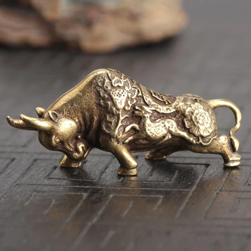 Vintage Brass Bullfighting Statue Mini Animal Decoration Home Desktop Decoration Bull Statue Decoration