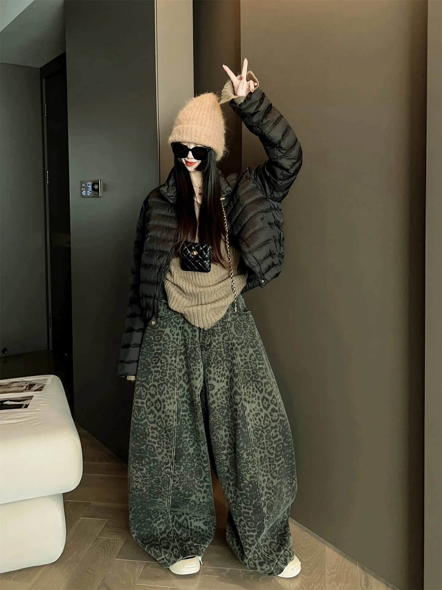 

Модные широкие джинсы с леопардовым принтом и флисовой подкладкой, женские осенне-зимние свободные универсальные брюки для похудения, модные брюки