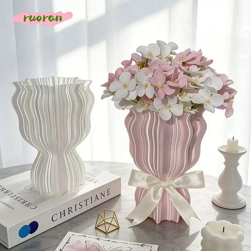 3D Printed Cream Style Light Luxury Small Vase for Living Room Entryway High End Artistic Flower Decor Niche Gift