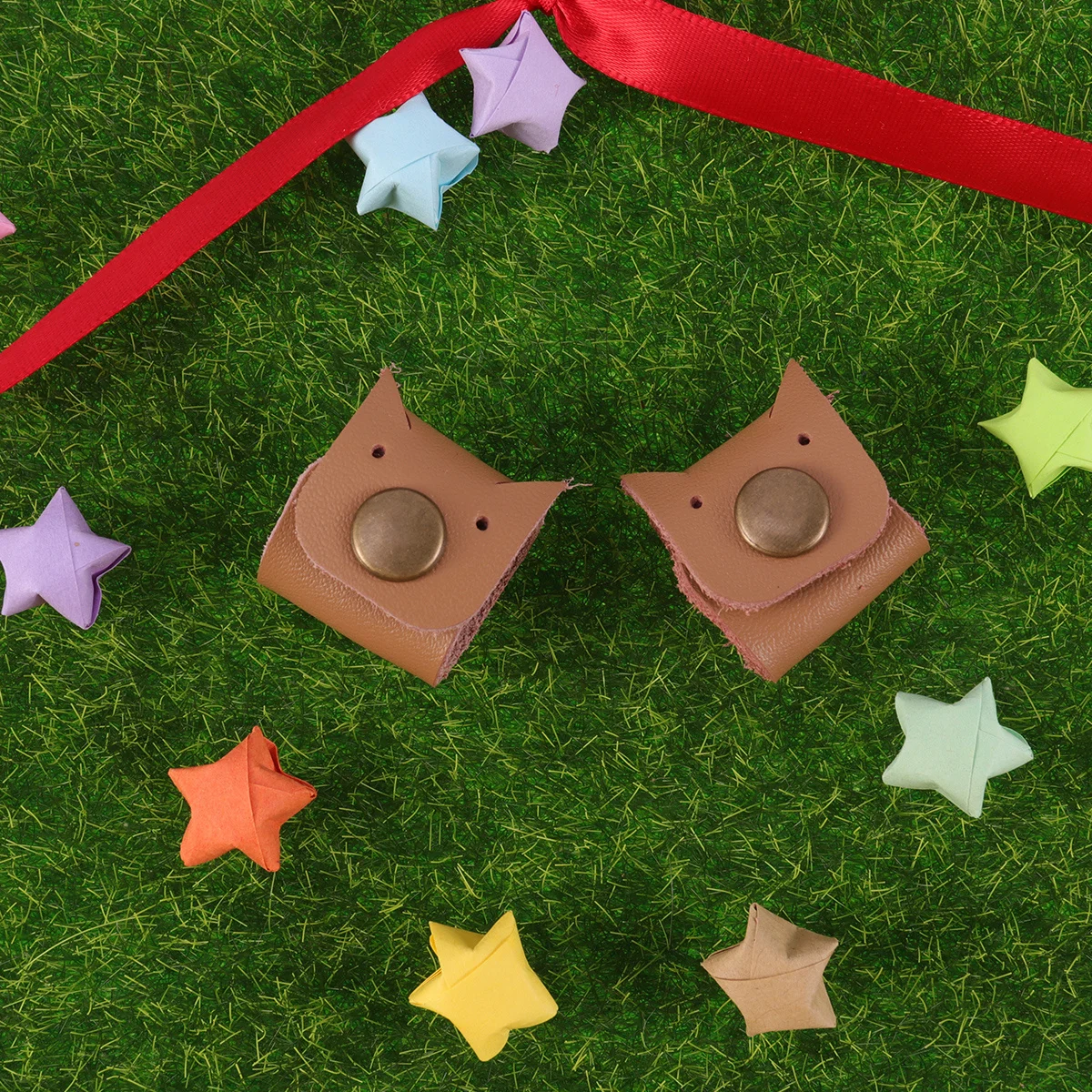 

2Pcs Mini PU Cable Organizer Compact Small Size Practical Cord Management for Charging Data USB Cables