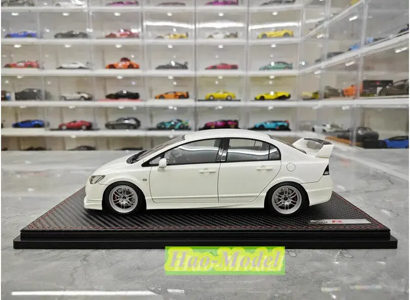 IG 1:18 For FD2 Honda CIVIC TYPE R Resin Model Car Diecast Toys Boys Birthday Gifts Hobby Display Collection Ornaments White