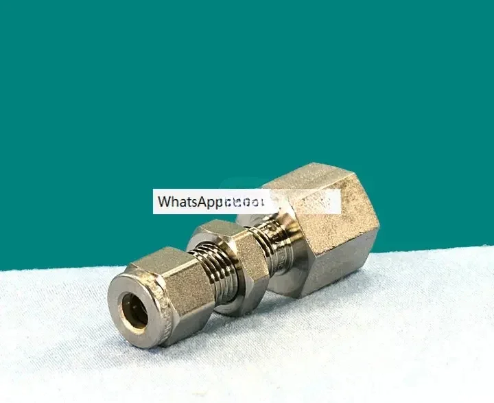 

[SS-400-71-4]/Ferrule/Plate joint 1/4in Ferrule x1/4 in NPT