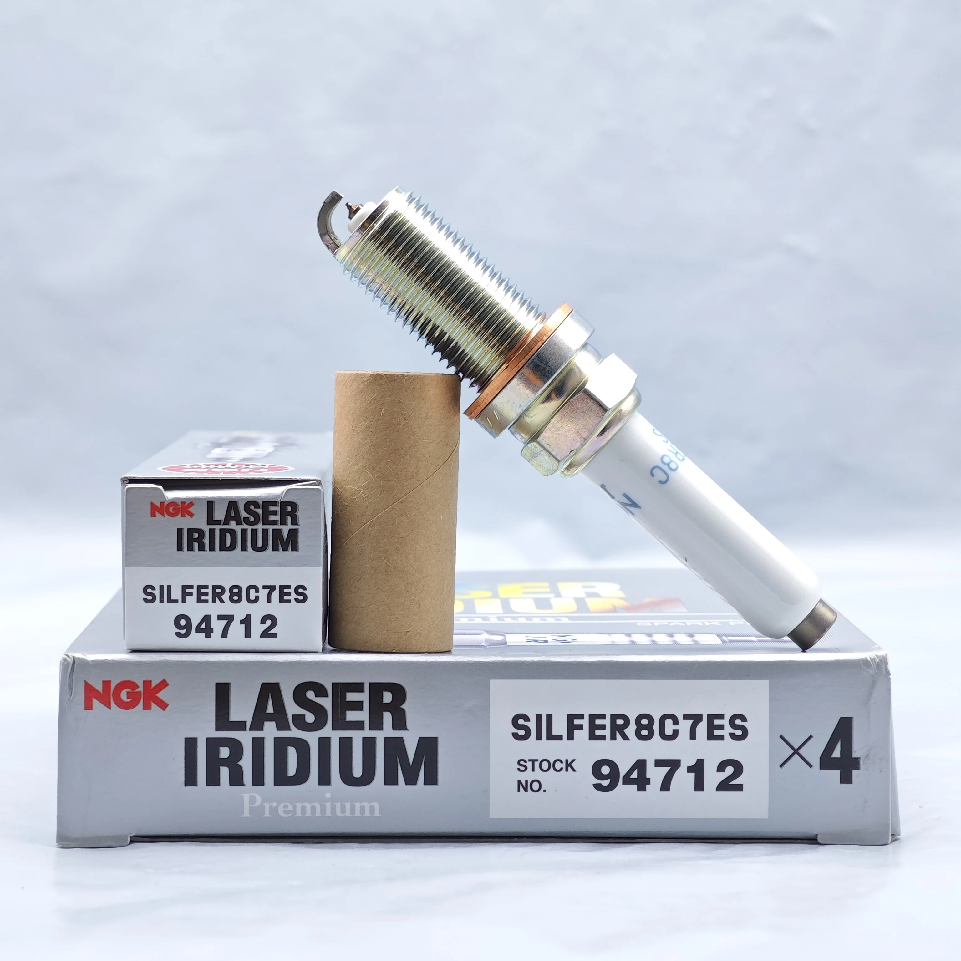 4pcs Original NGK Iridium Spark Plug SILFER8C7ES 94712 Suitable For Some Models Of Audi OEM 06K905601M, 079905626M