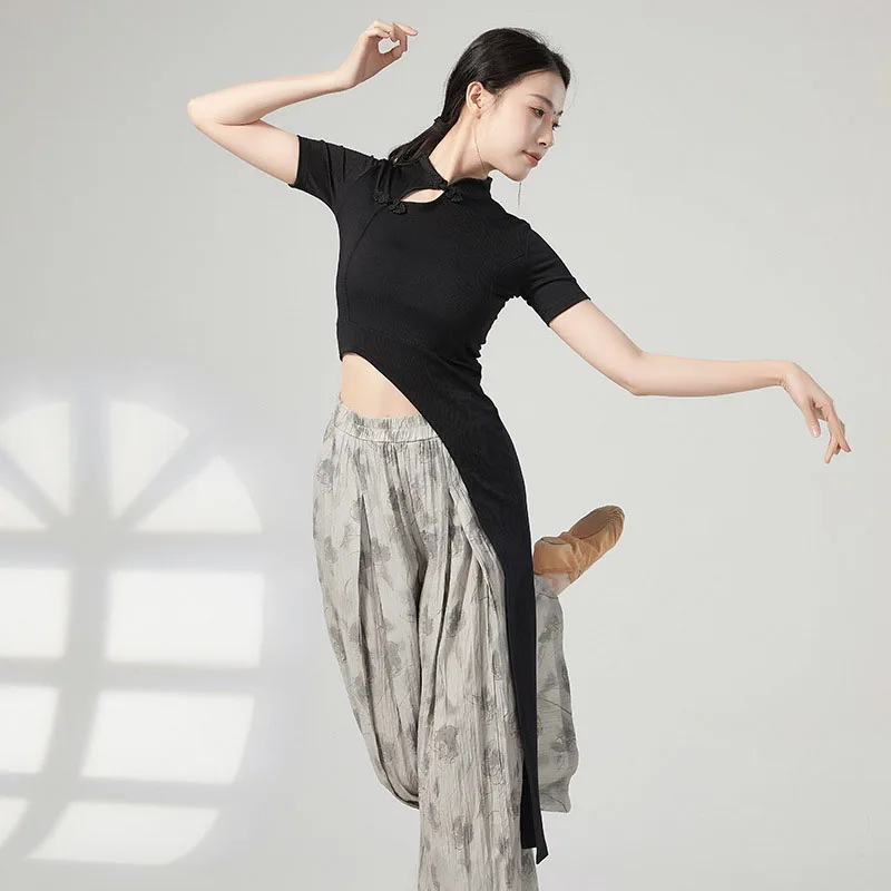 

Adult Slim Fit Cheongsam Neck Belly Dance Short Sleeve Blouse Long Hem Top Costume for Women Dancing Clothes Dance Wear Clothing