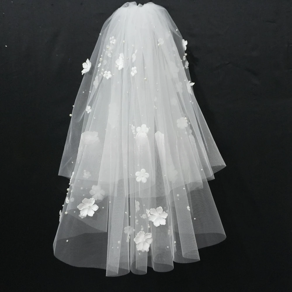 

Bridal Veils with Flower Decoration Marriage Accessories Bridal White Veil for Wedding with Simple Appliqued