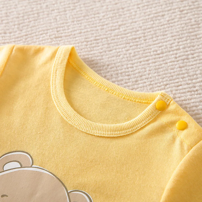 Baby Boys Girls Unisex Newborn Romper ，0-18 Months Toddler Clothing，Infant summer Short sleeve Cute yellow bear print Jumpsuit