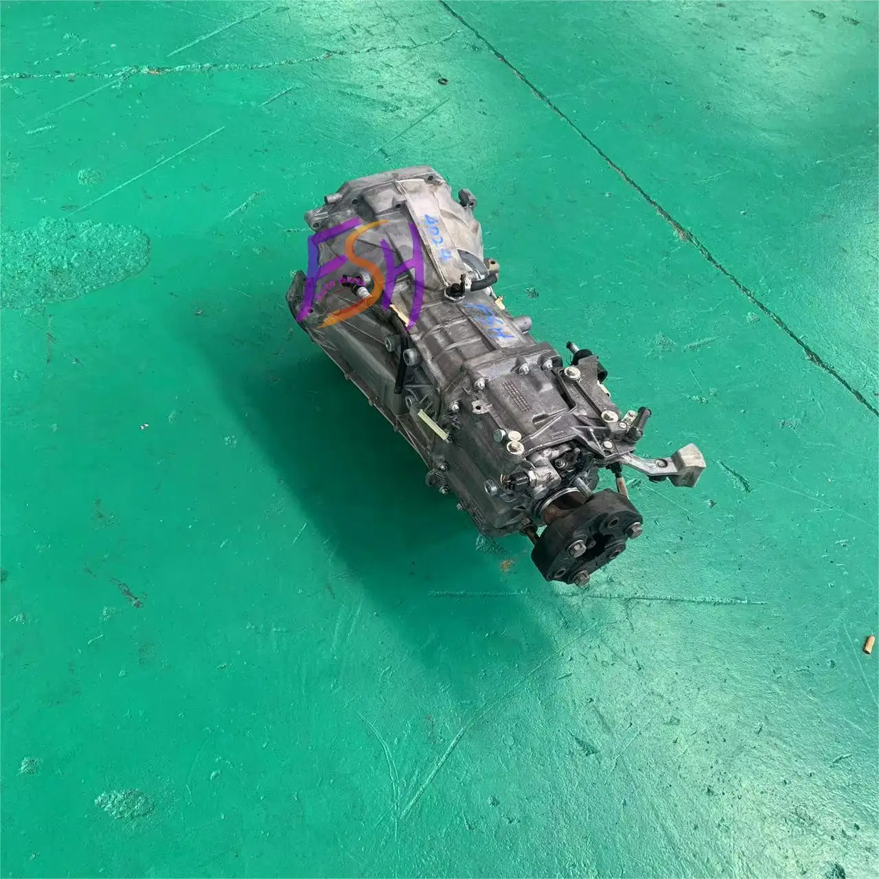 中古4D24エンジン対応 4速2WDギアボックス 4D24トランスミッション