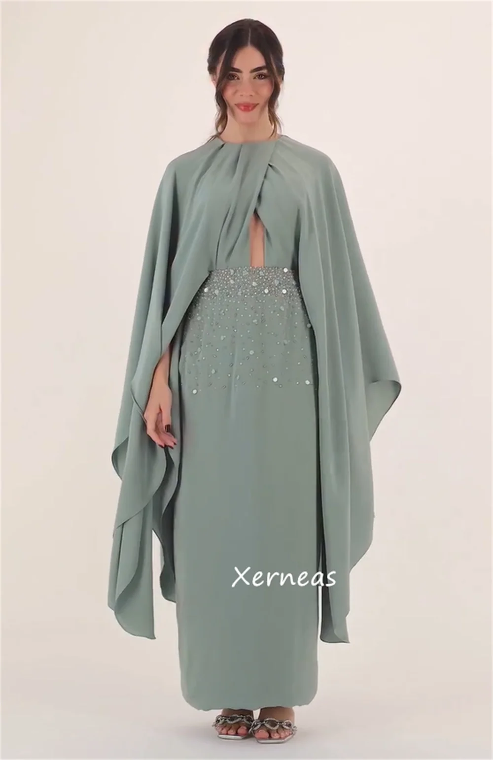 カスタマイズされたファッションジャージプリーツスパンコール付きストレートOネックミディドレスオーダーメイドフォーマルクラシックチャイニーズスタイル