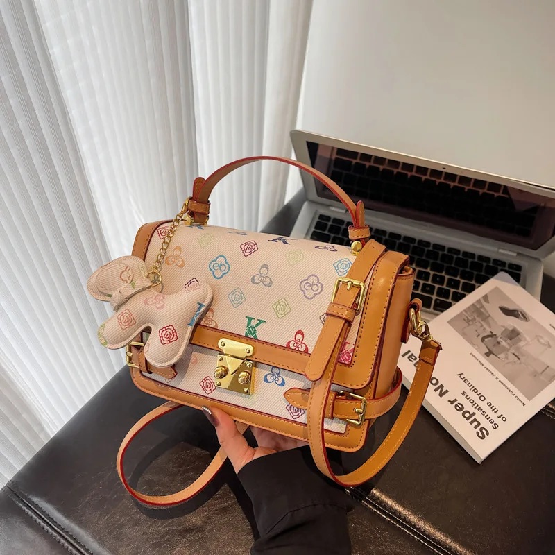 

Дизайнерская сумка через плечо для женщин, осень 2024, винтажный кошелек через плечо с принтом, просторная сумка-тоут, модный эстетический рюкзак ​