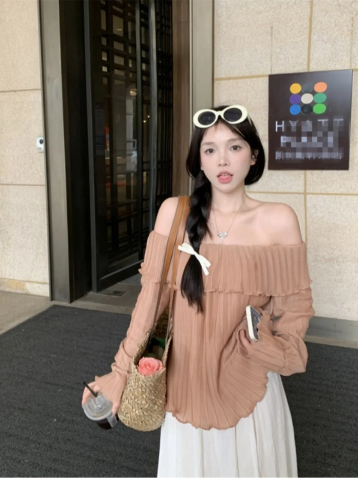 Calças Largas de Verão Femininas Novas em Chiffon, Estilo Solto e Versátil, com Ombro Único