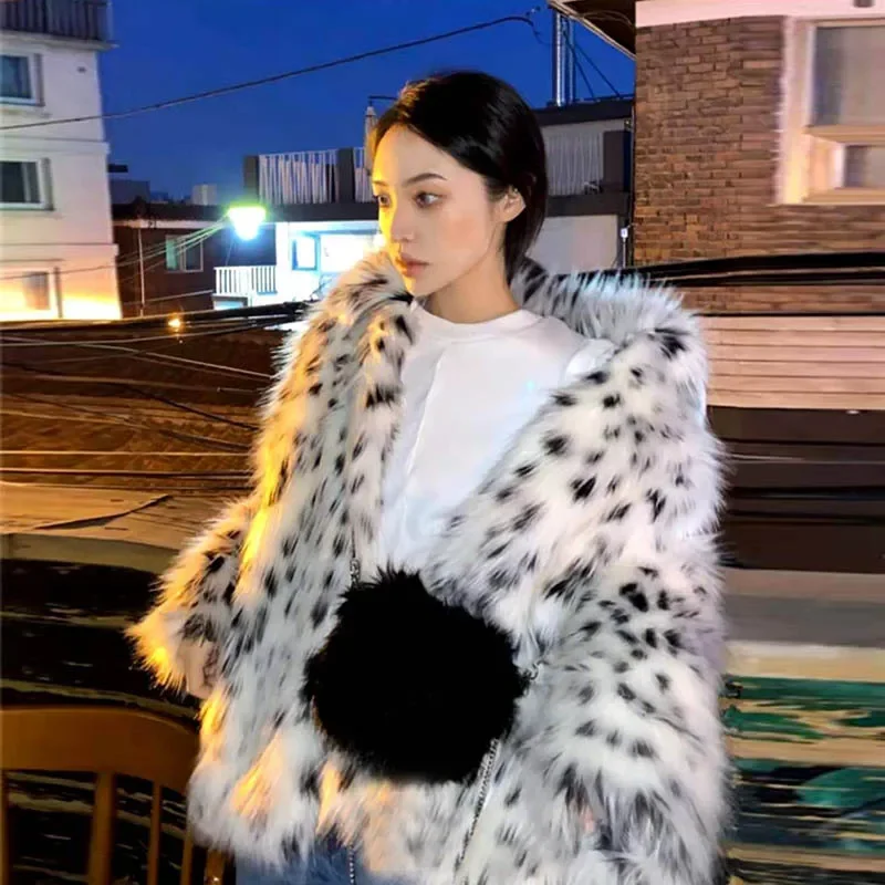 Autumn Winter Coat Women Leopard Print Faux Fur Coats Loose Y2k Thick Warm White Turn Down Collar Elegant Jackets Streetwear