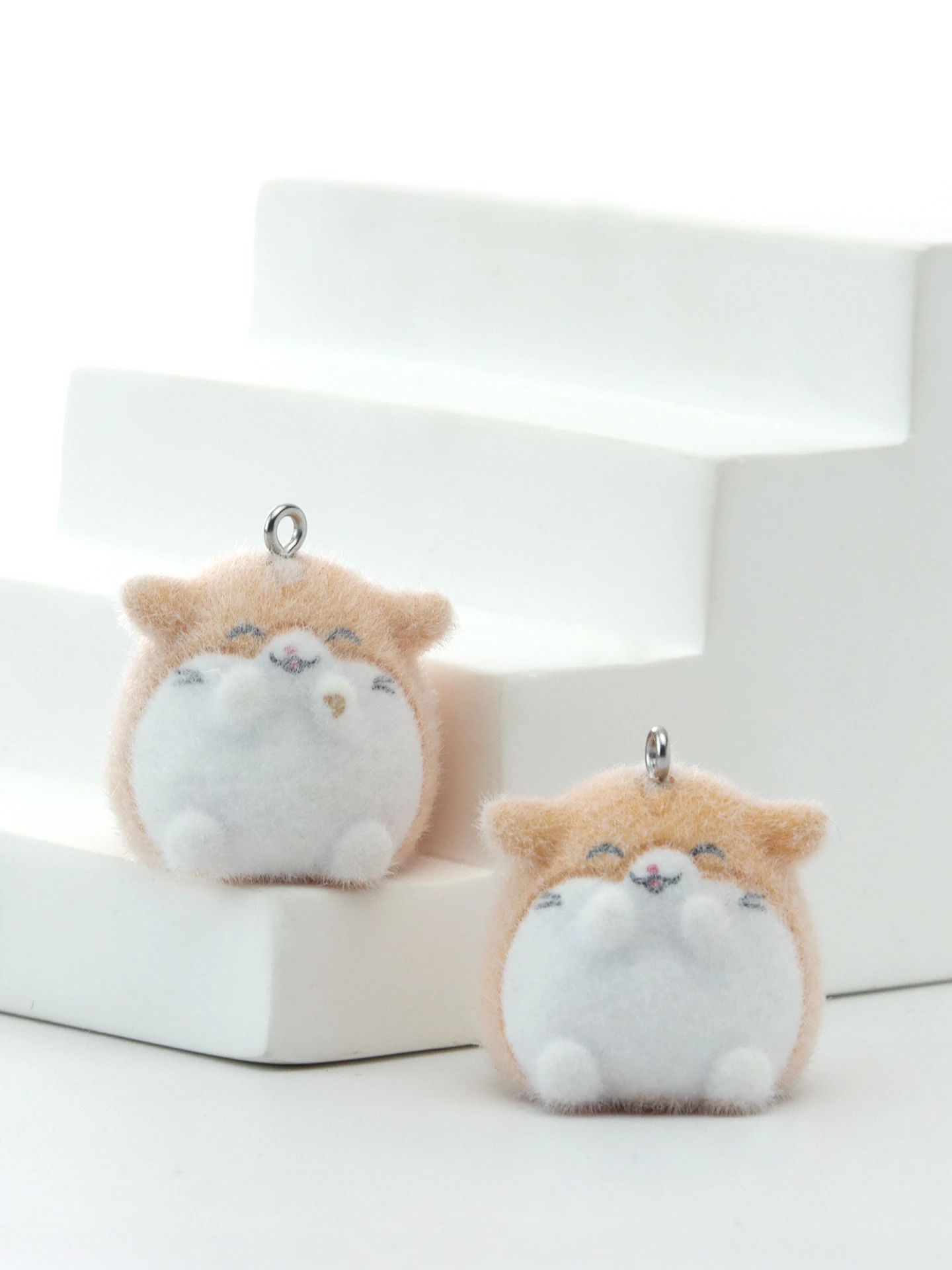 20pcs 3D Flocking Resin Cute Hamster Charms Pendants Accessories for Necklaces Earrings Keychain Making DIY Jewelry Adornment