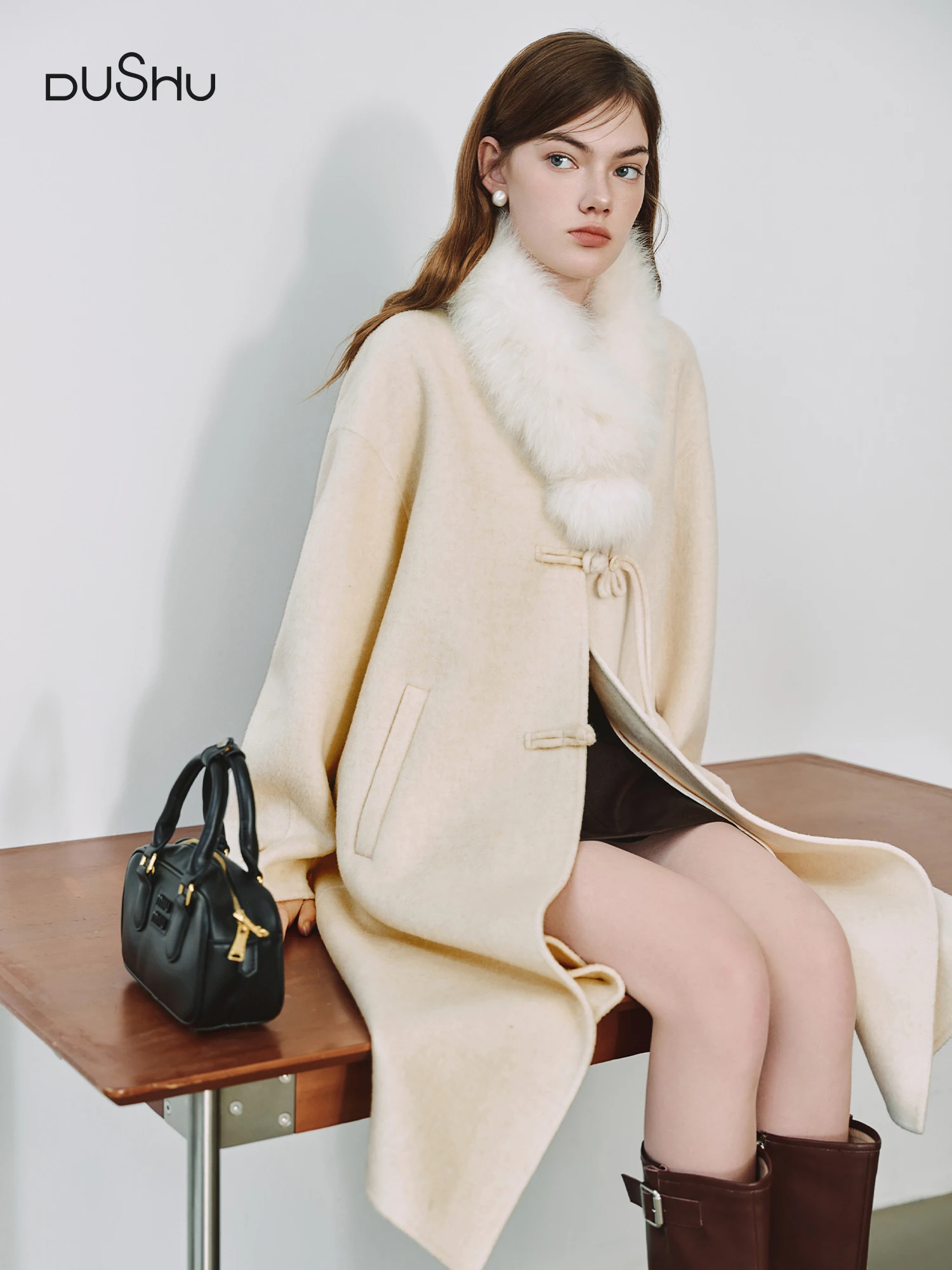 

DUSHU Plus Size Women's Oriental Poetic Fox Fur Collar Double-Faced Tweed Coat Winter 2025 New Arrival Outerwear 100% Wool Coats