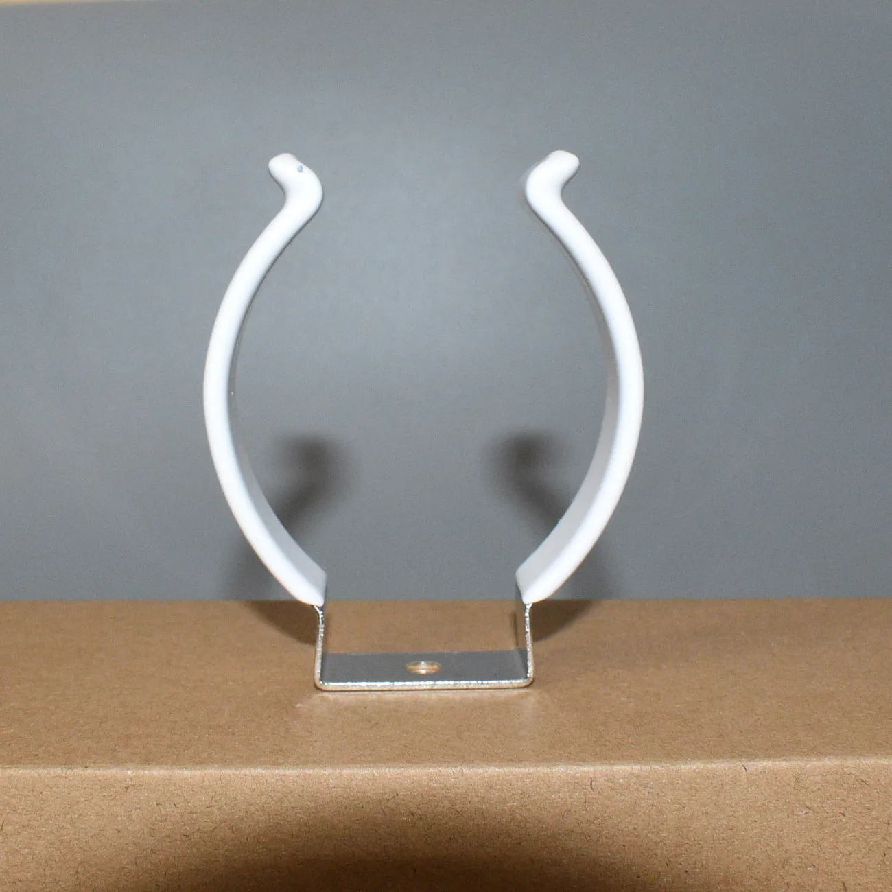 Big Springy U‑Shape Metal Holder T17 Light Bulb Fasteners Manganese Steel Lamp Support PVC Fixture Clips Clamp Tools