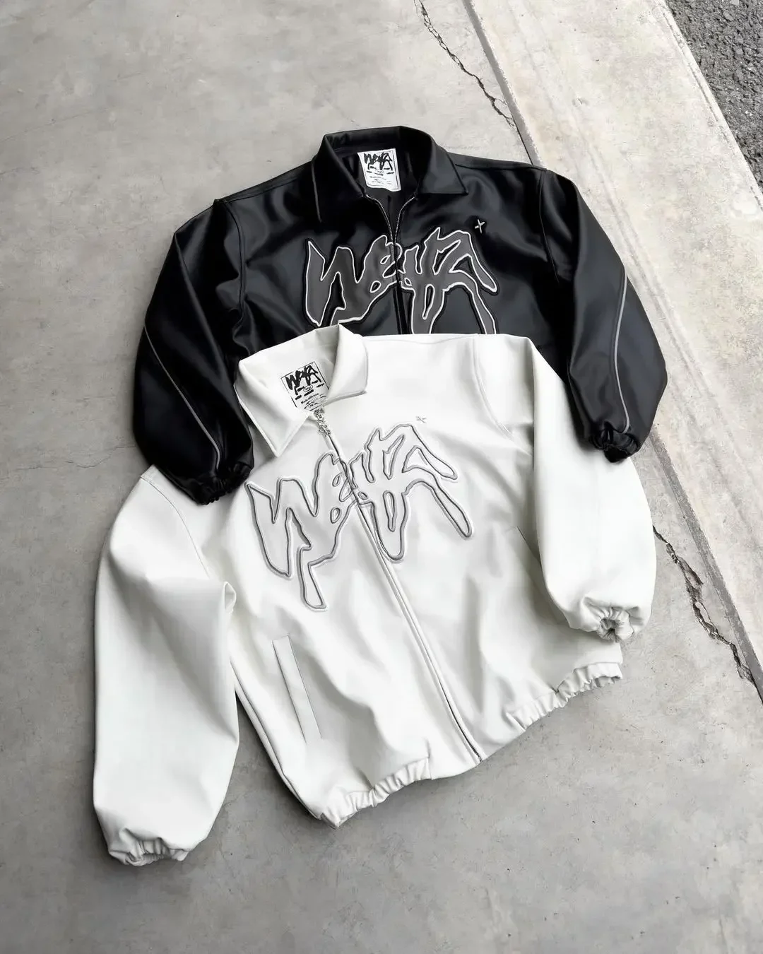 Jaqueta de couro PU masculina, manga comprida, zíper, Hip Hop, estampa de letras retrô, moda Harajuku, streetwear casual, Y2k, 2024