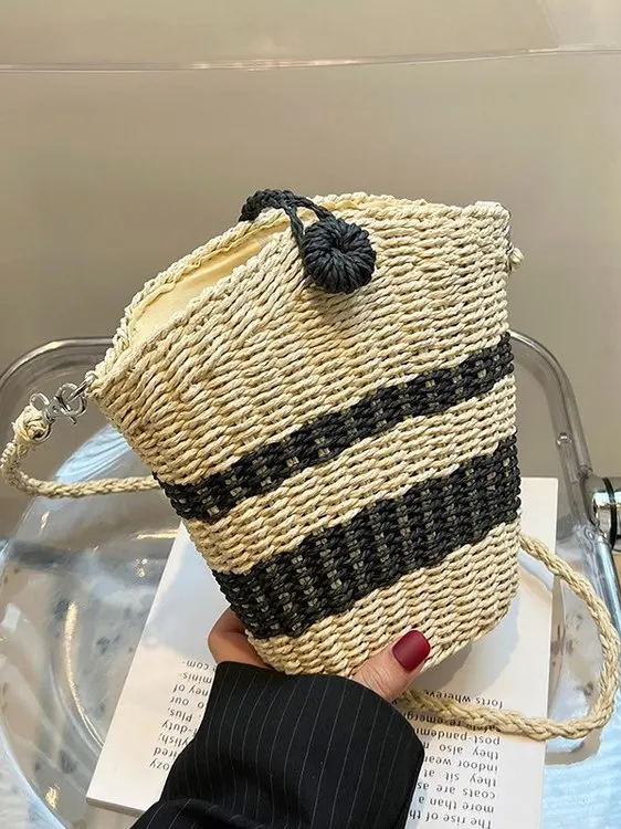 nova-bolsa-de-palha-trancada-estilo-artistico-versatil-bolsa-de-ombro-Unica-para-praia-ferias-bolsa-casual-simples-estilo-buet
