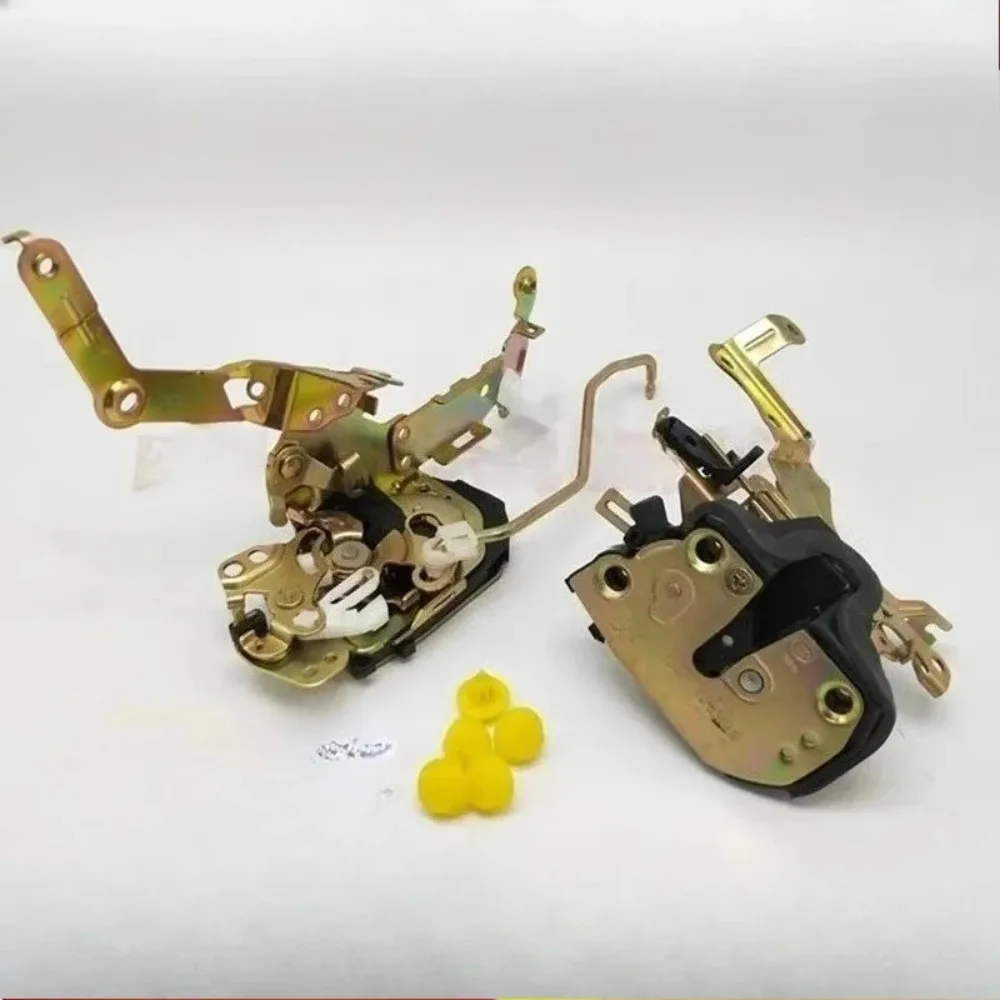 F3-8205140 Door Loc…