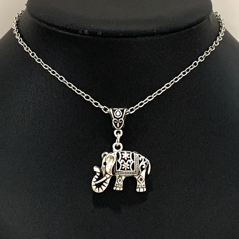 Goth Bohemian hollow Elephant Necklace Vintage Silver Color Pendant Necklaces Women Charm Chain Statement Necklace Party Jewelry