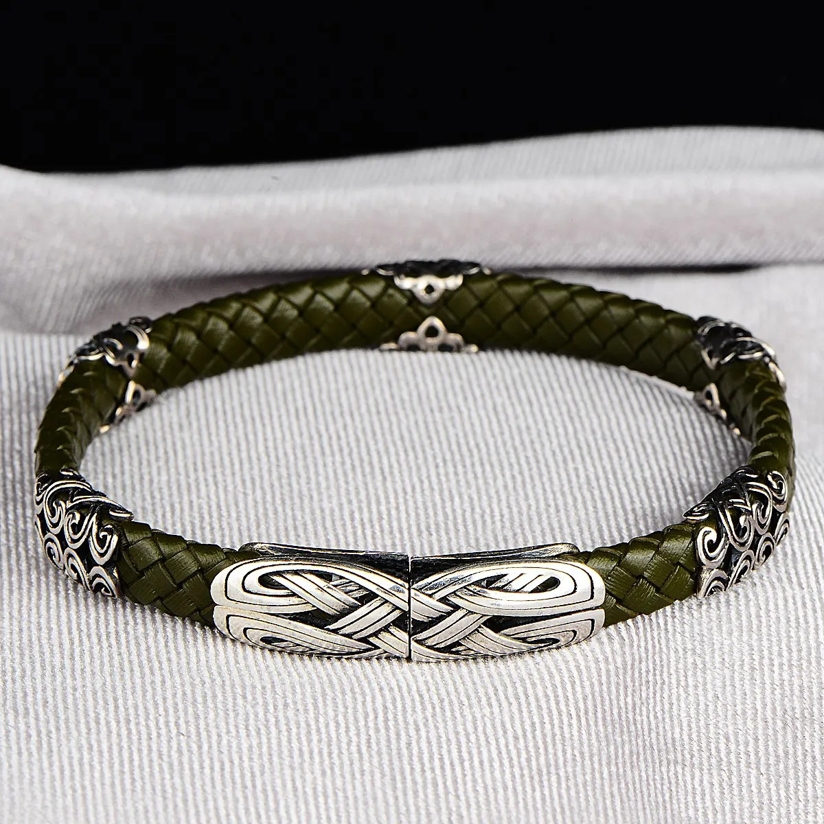 

Silver Leather Bracelet , Man Silver Bracelet , Vintage Bracelet , Leather Khaki Bracelet , 925k Sterling Silver Bracelet