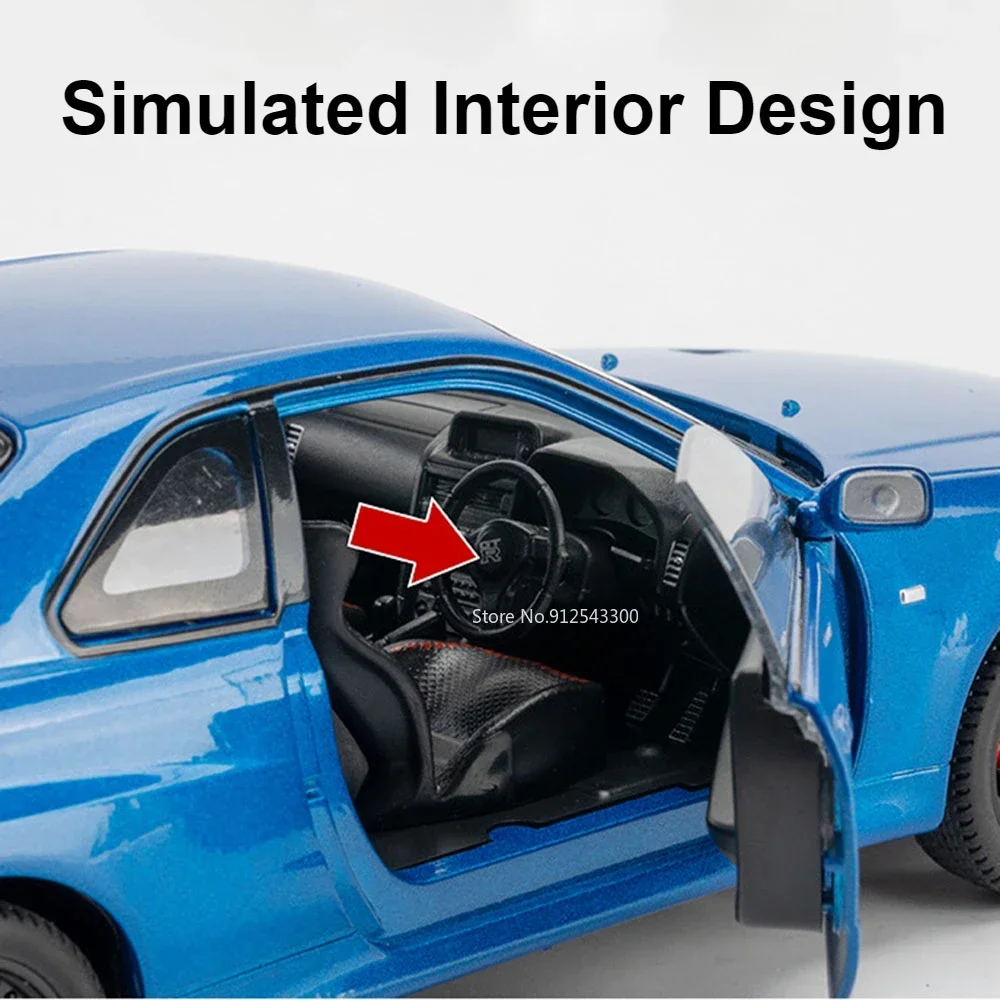 Scala 1:24 GTR R34 R35 Modello di auto sportiva Porte giocattolo Aperte Musica leggera Tirare indietro Modelli di veicoli di simulazione Regali pressofusi in lega