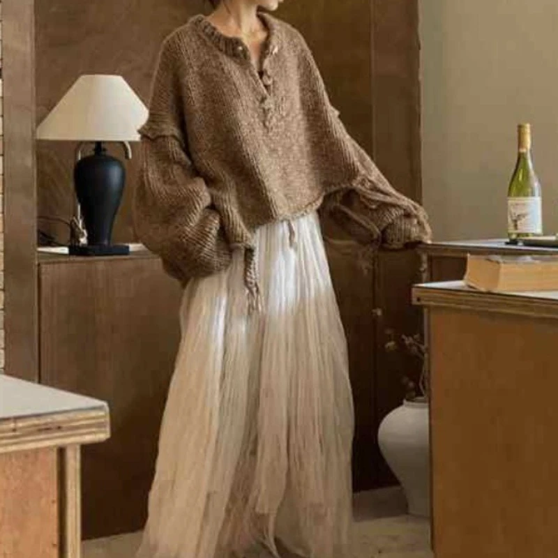 

Fringed Crocheted Solid Color Sweater Women's Spring and Autumn Sweater Gentle Long-sleeved Top