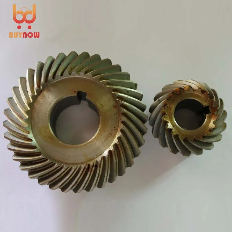 Milling machine C77+96 Bevel Gear Spiral Bevel gear(18T+36T) Outer diameter:40mm+73mm