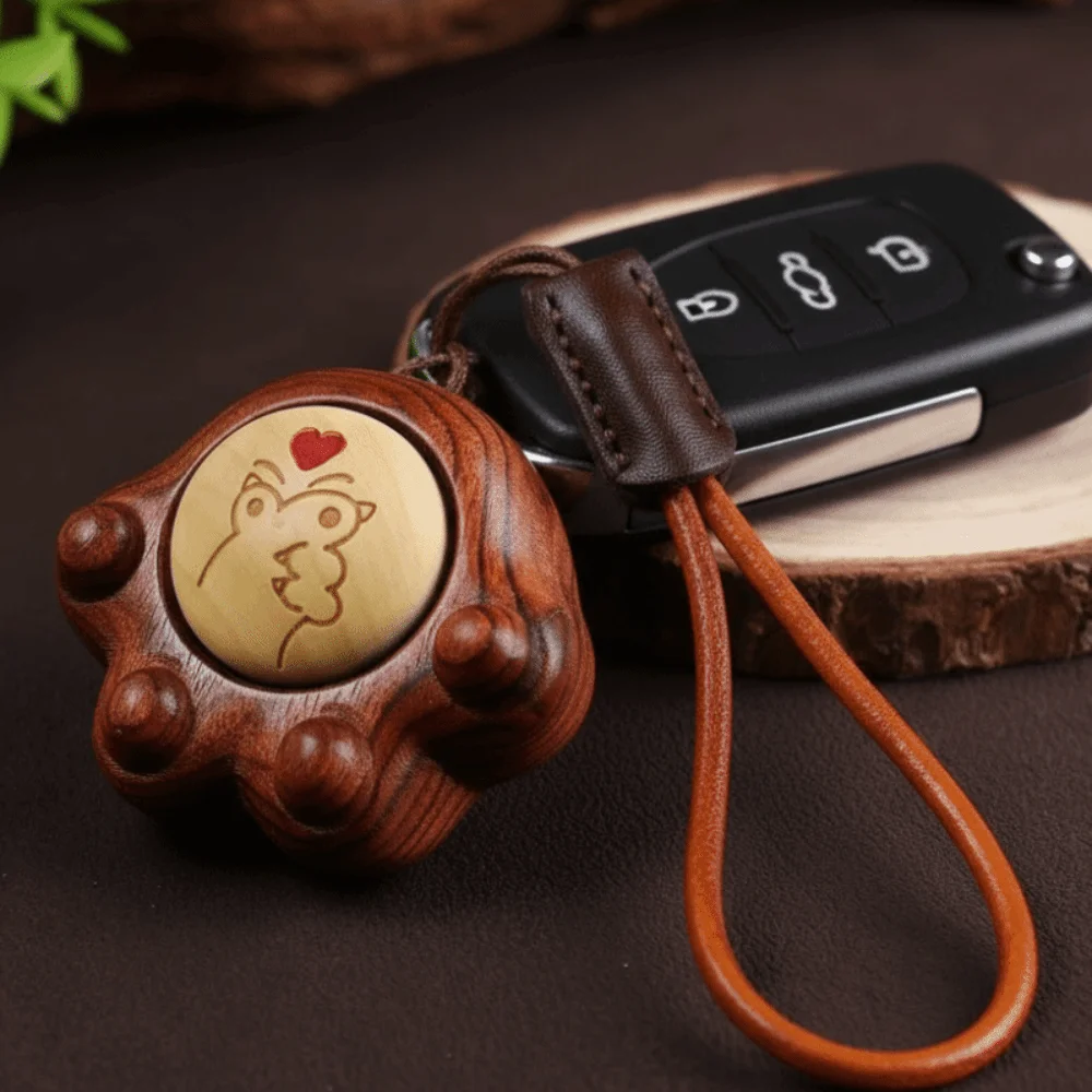 Animal Backpack Charm Miniature Cat Paw Clicker Wooden Handmade Wood Carving Charm Brown Durable Fidget Key Ring Student