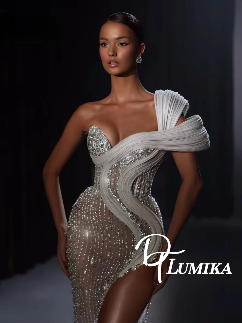 

Замысловатое вечернее платье с кристаллами на одно плечо, сексуальный корсет знаменитостей, блестки, жемчуг, коктейльное платье по индивидуальному заказу, великолепное вечернее платье для выпускного вечера