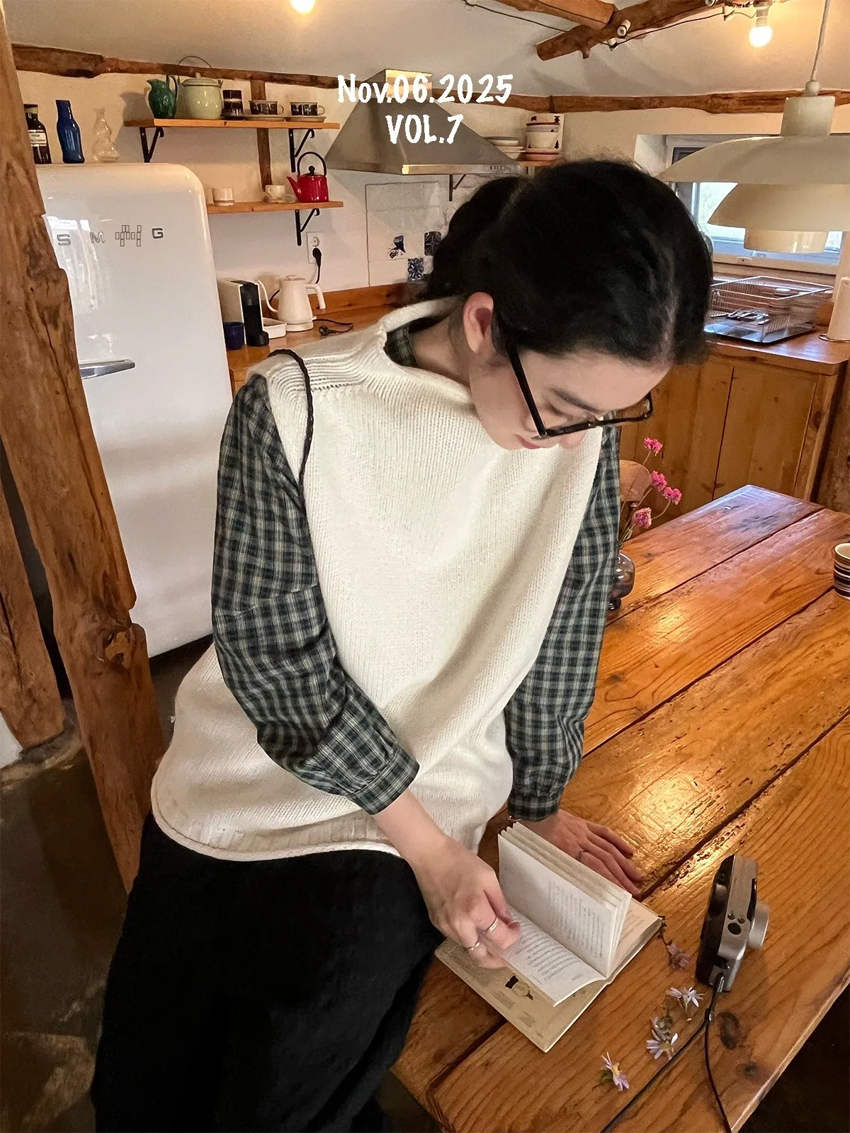 

HYGGEOO 25FW 'Soflé' 00% шерсть Винтажный универсальный жилет с высоким воротником Теплый теплый длинный свек круглый Ne Обычная посадка Осенне-зимний...