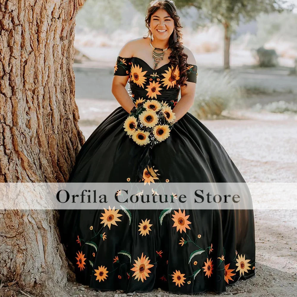 Charro vestidos de XV años Black Embroidery Quinceanera Dresses Sweet 16 Mexican Girls Prom Gowns Customized