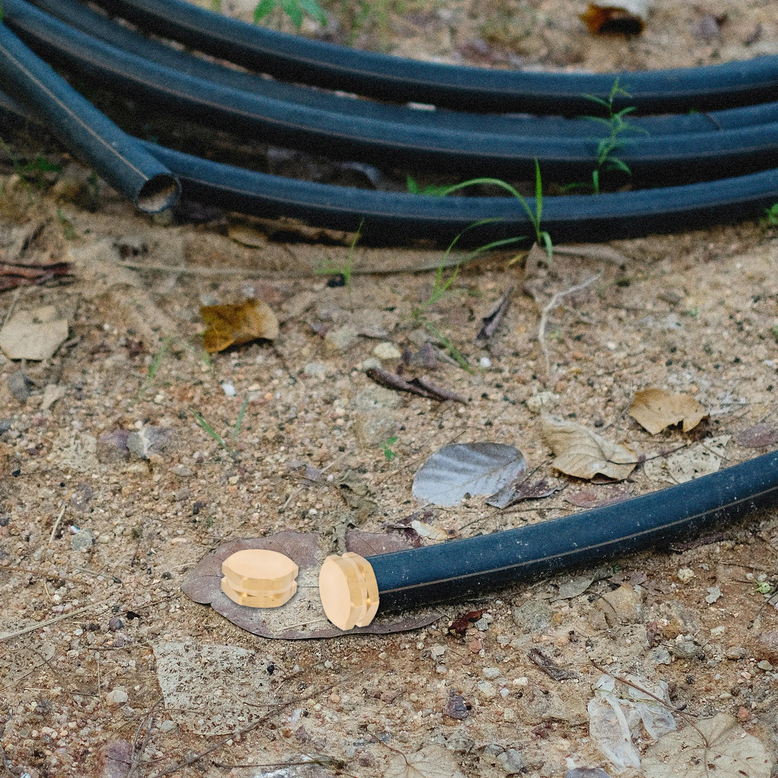 

2pcs 3/4 Inch Brass Garden Hose End Caps Female Thread Waterproof Durable For Outdoor Spigot Drain Valve End Caps Garden Hose