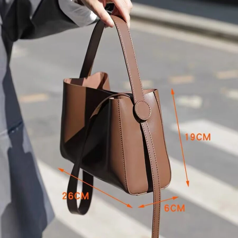 New Fashion Genuine Leather Women\'s Bag 2023 Delicate Calfskin Shoulder Bag Crossbody Factory Wholesale Handheld Bucket Bag