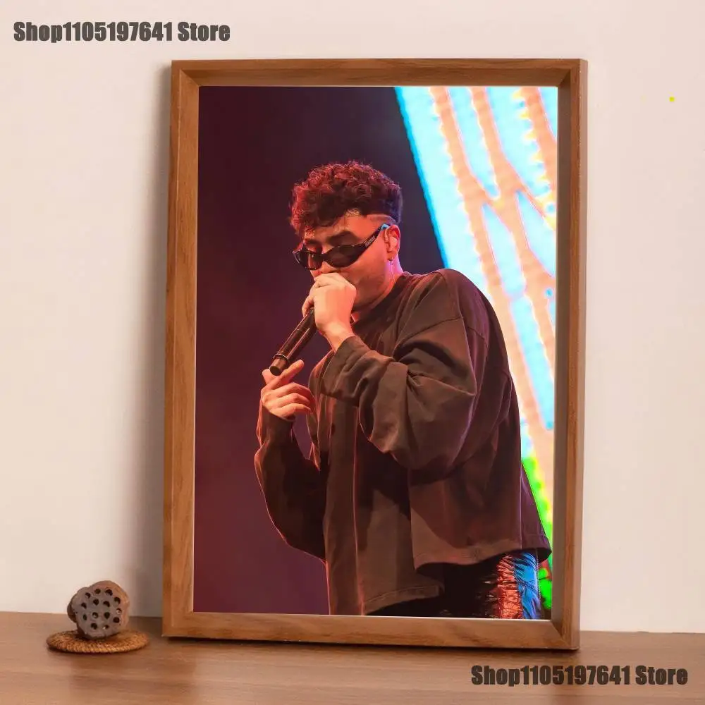 Singer AlvaroS D-Diaz Poster Prints Wall Art Picture Painting Gift Living Room Restaurant Bar Large Dec Sticker