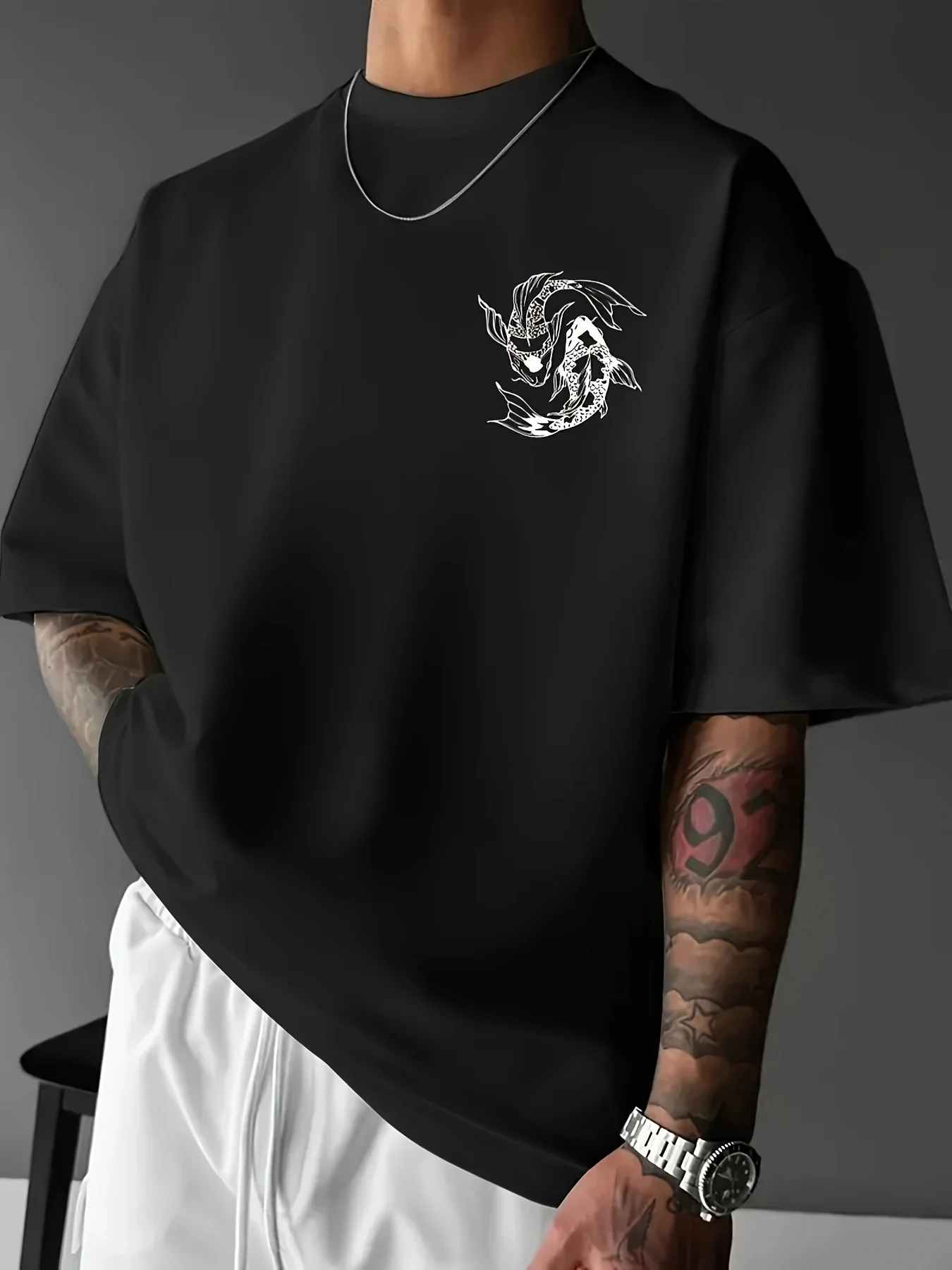 Schwarzes T-Shirt mit japanischen Schriftzeichen, bedruckt, 100 % Baumwolle, für Herren, bequem, trendig, modisch, für den Alltag, Herren-T-Shirt mit Rundhalsausschnitt – Detail 5