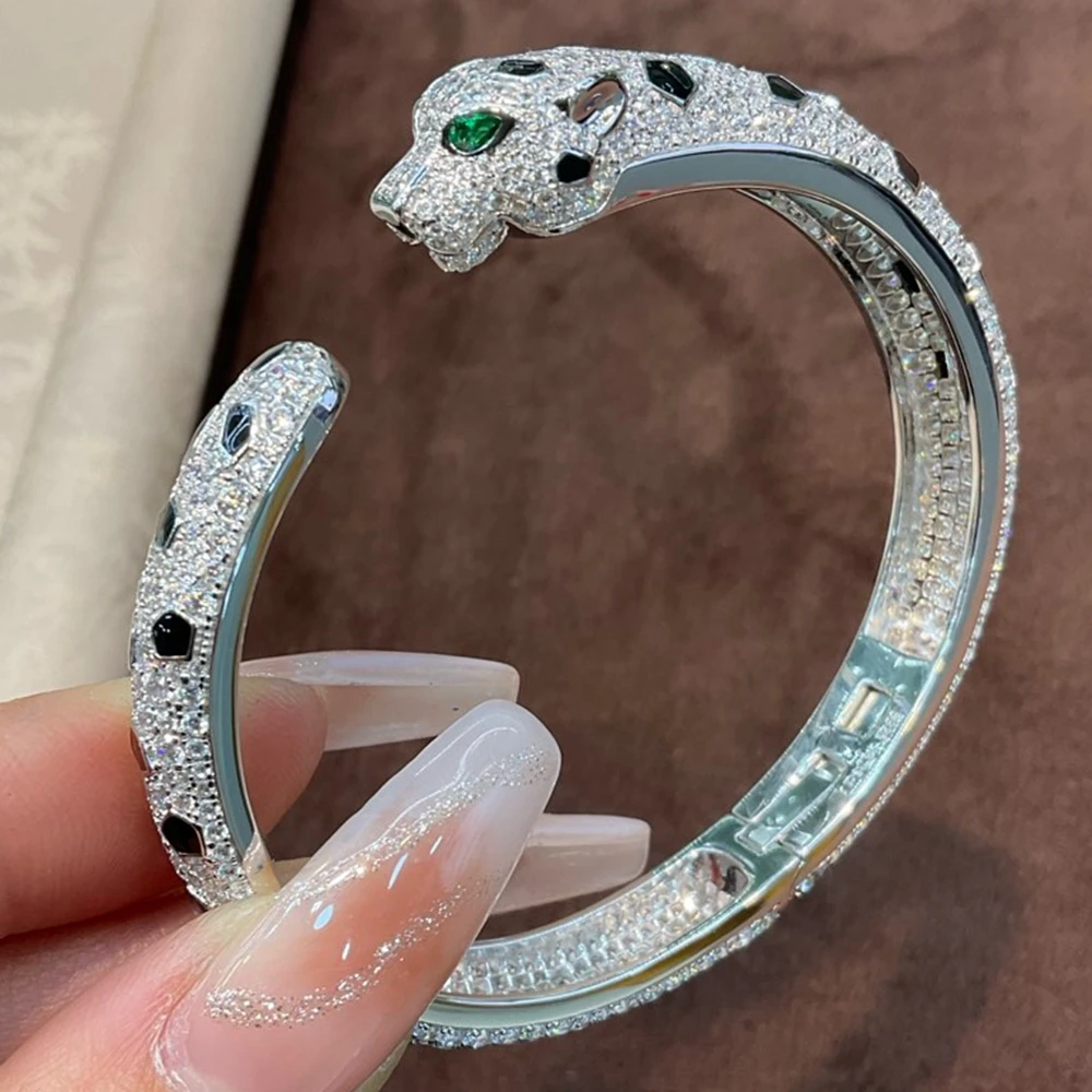 High Quality 925 Sterling Silver Black Enamel Spot Full High Carbon Diamond Paved Leopard Cuff Bangles Bracelets Panther Jewelry