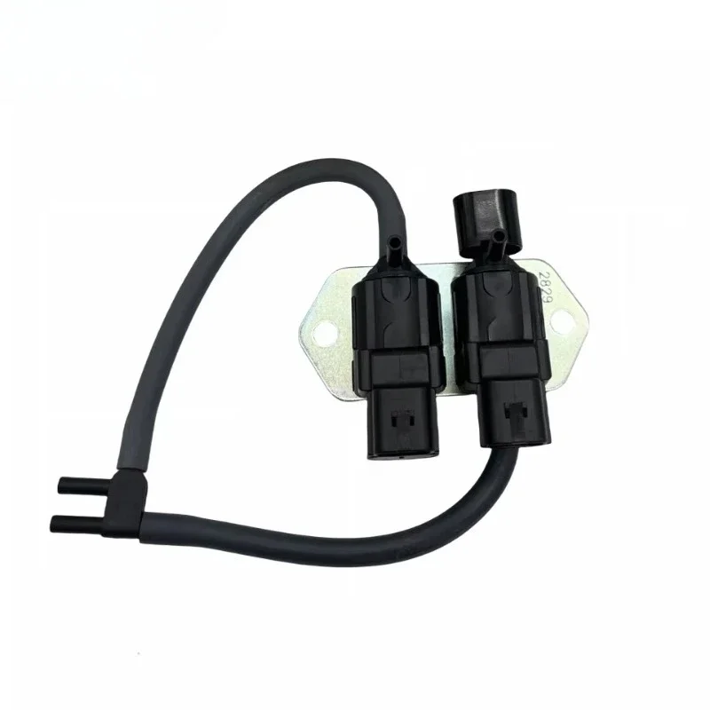 

MR534632 K5T81794 8657A031 V97 V93 V98 Top Flywheel Clutch Control Solenoid Valve
