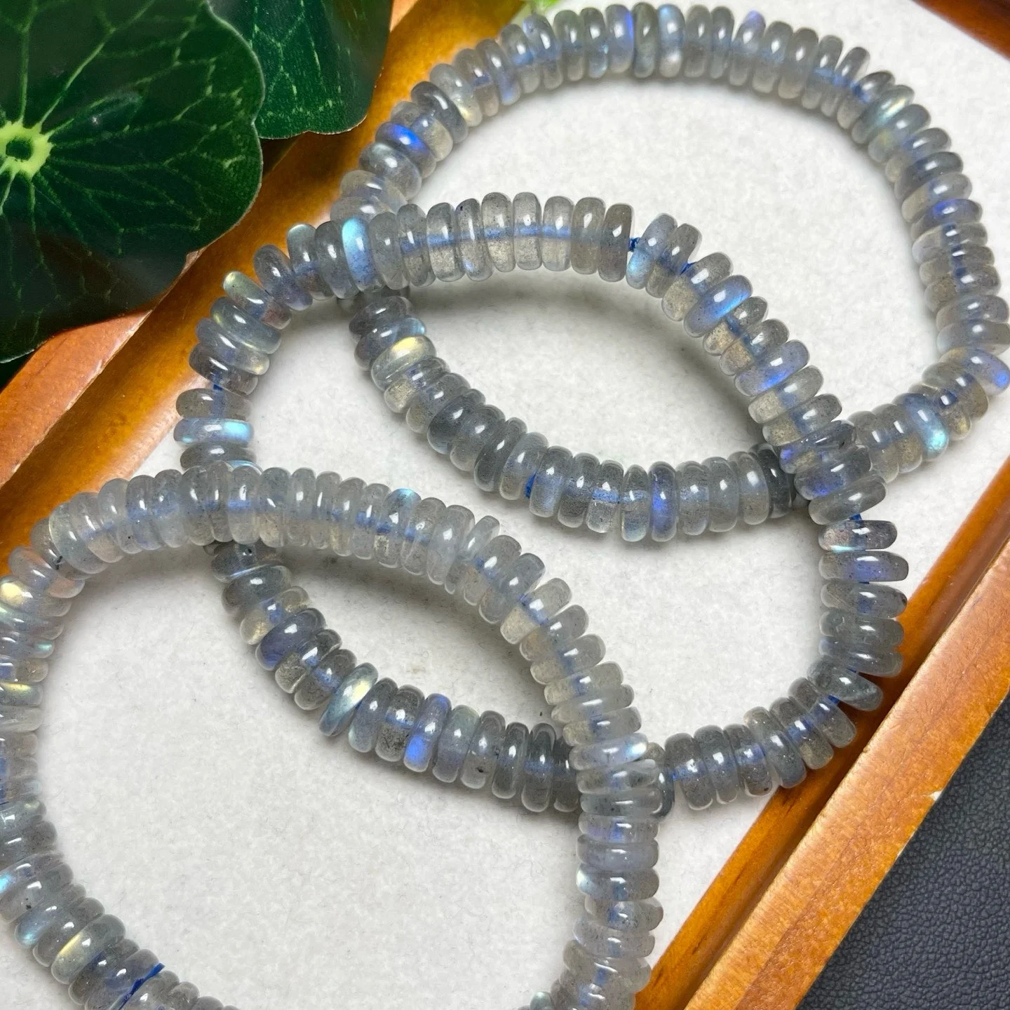 

1 шт. Fengbaowu Natura серый браслет из лунного камня диск бусины кристалл Рейки целебный камень модные украшения подарок для женщин и мужчин