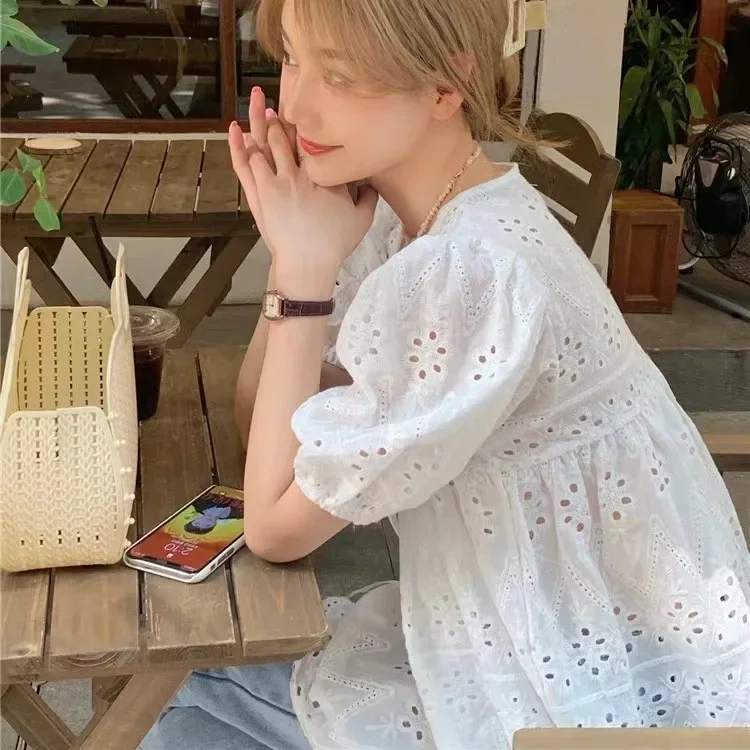 2025 camisa feminina branca renda oca verão solto camisa de manga curta feminina manga bufante design branco topo