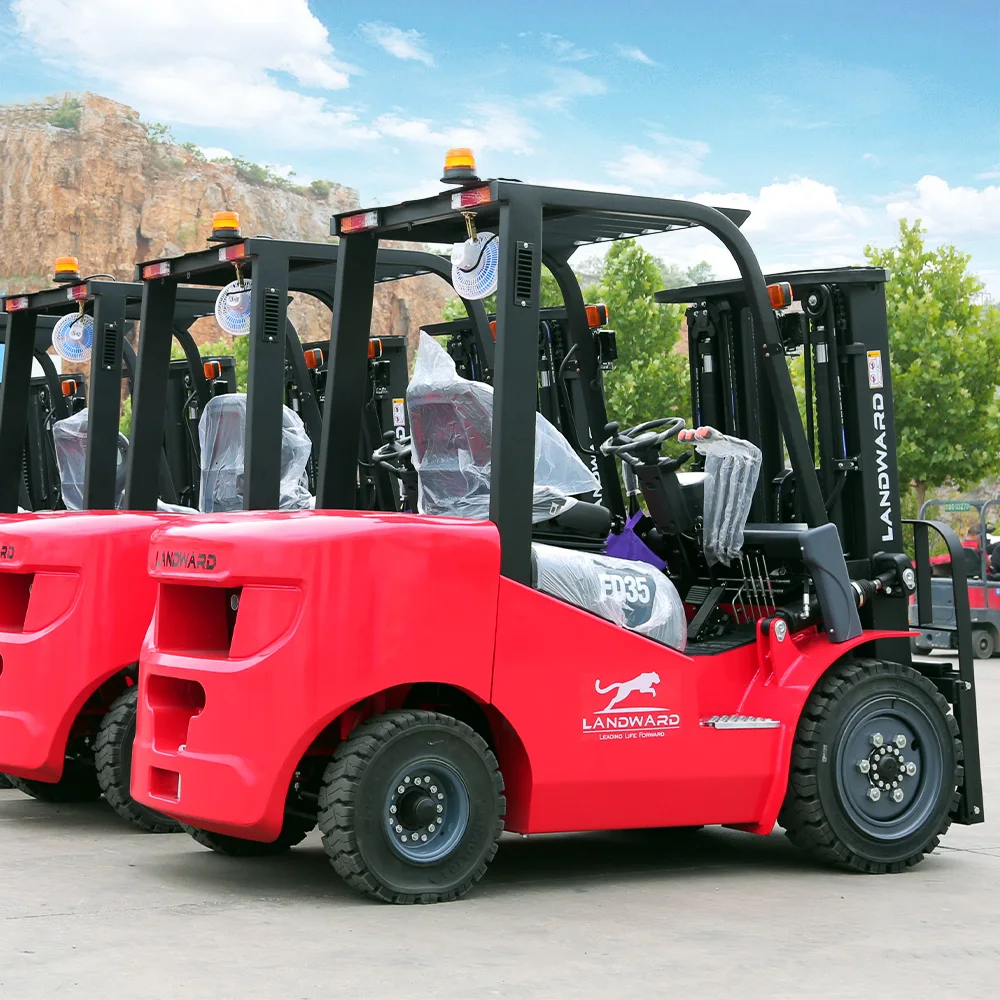 4WD Household All-In-One Diesel Forklift Small Balanced Weight Forklift 4 Ton Warehouse Stacker Forklift EPA Engine Customized