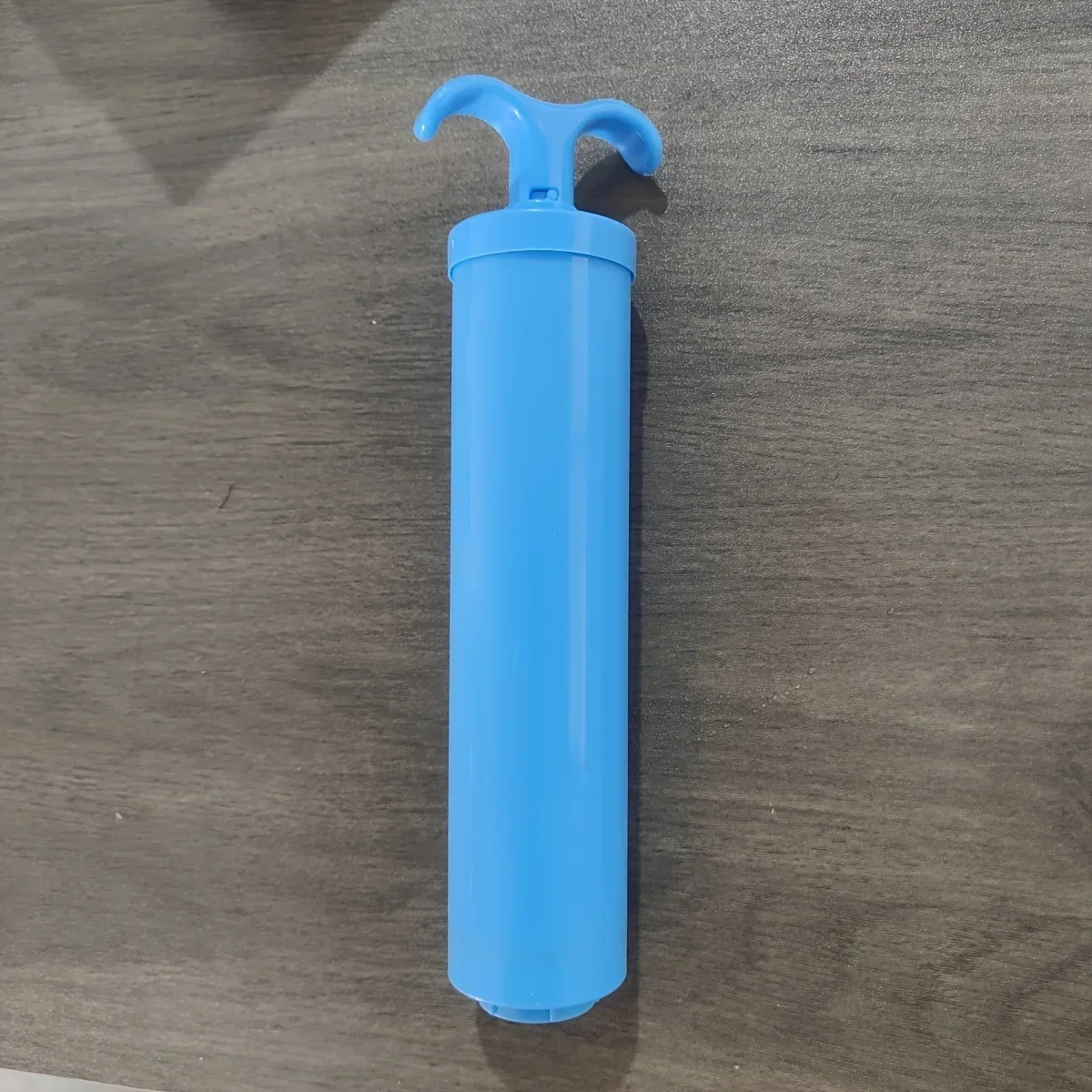 قطعة واحدة من المضخة اليدوية لأكياس الضغط الفراغي، وأكياس تخزين بلاستيكية متعددة الأغراض، مع زر للإغلاق والممتد