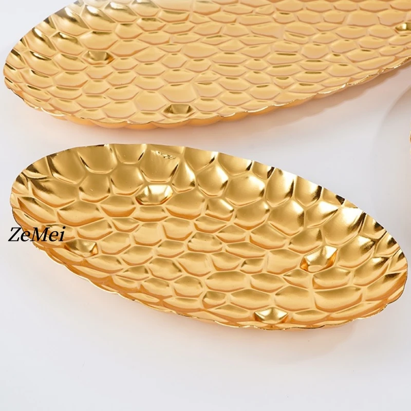 Elliptical Fruit Plate, European-Style Exquisitely Carved Hammer Texture Metal Cake Tray, Home Dessert Snack Plate Decoration view 6