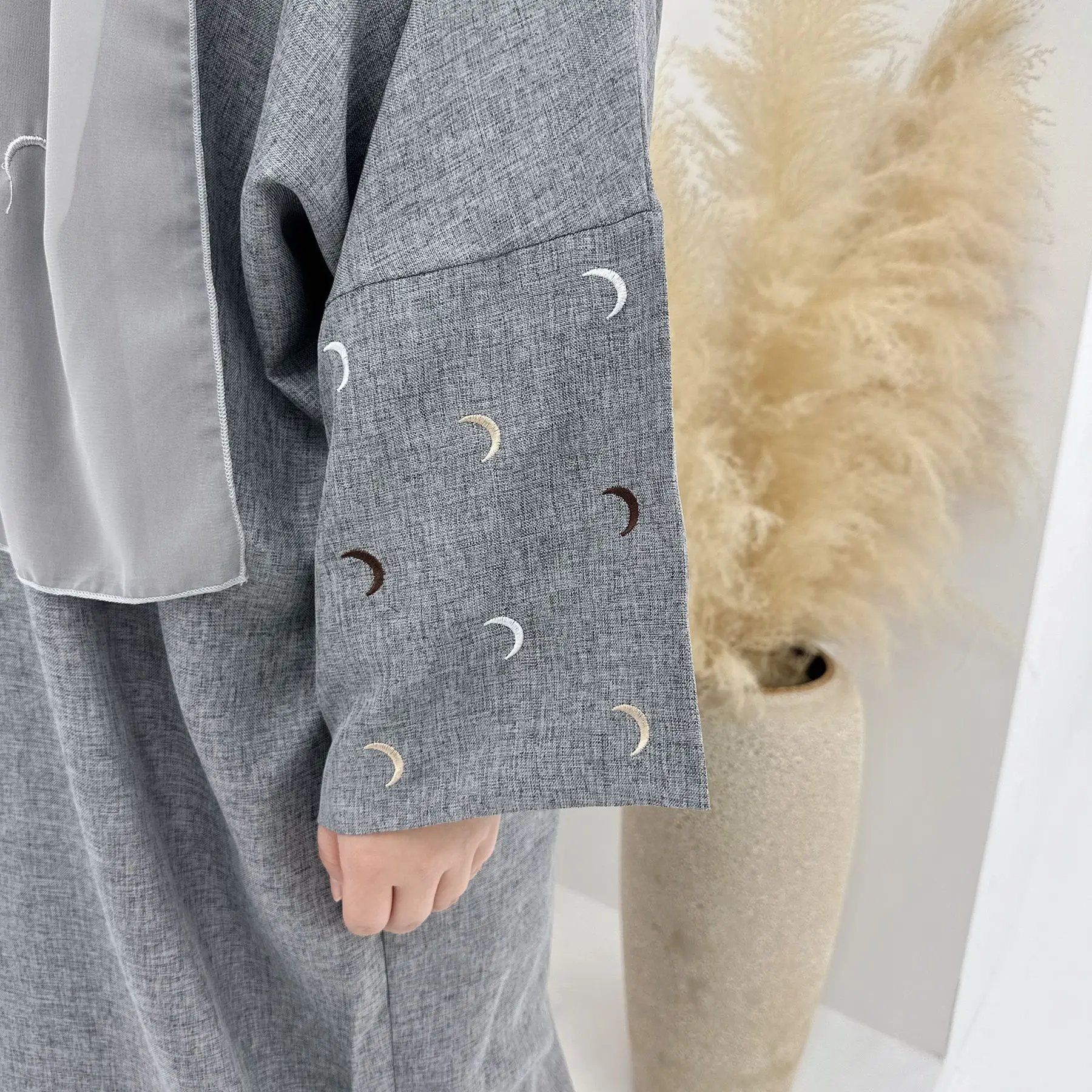 UNI – Robe musulmane pour femmes musulmanes, Ramadan Eid, solide, ethnique, broderie de lune, koweïtien, marocain, manches chauve-souris, Kimono ouvert Abaya