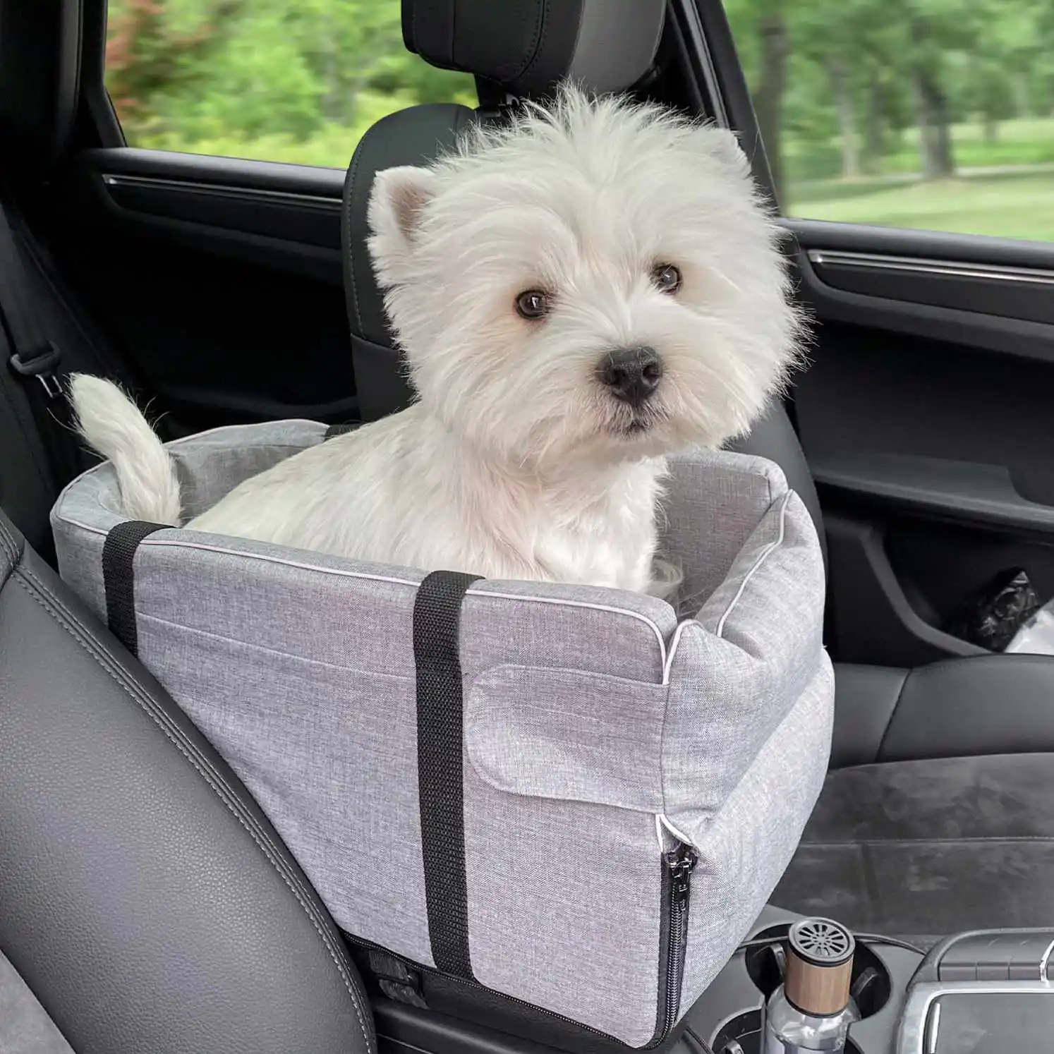 

Dog Travel Bed Seat in Car Armrest Dog Console Booster with Safety Straps Portable Dog Car Seat