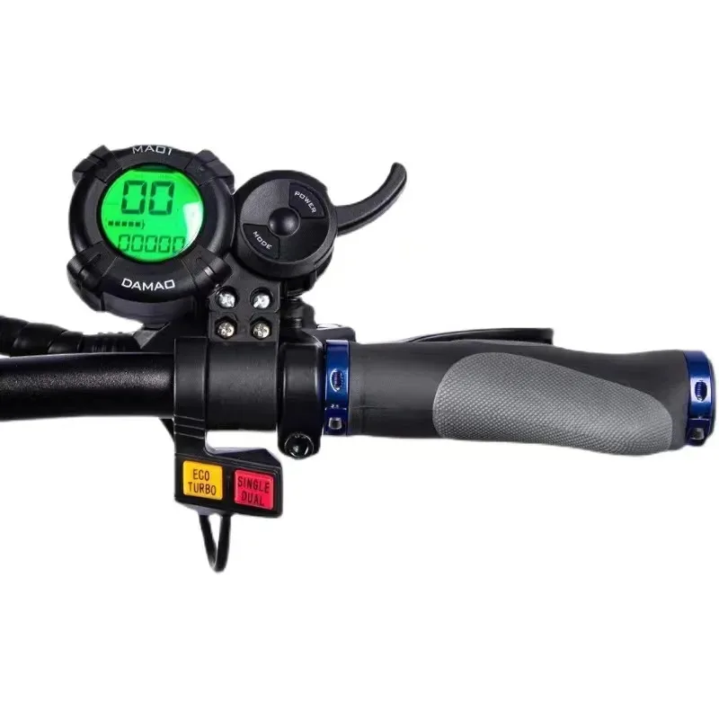 سكوتر كهربائي بإطارات مفرغة ذات دفع مزدوج، 6000 وات 60 فولت 40 أمبير نطاق طويل 120 كم وسرعة تصل إلى 90 كم/ساعة مع مقاعد