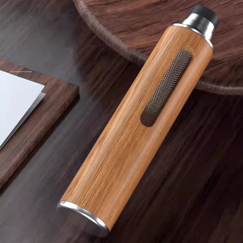 

Автомобильная пепельница с защитой от отскока, защитой от мух и пепла. Особенности для ленивых водителей, чтобы дым и держить попелу от падения.