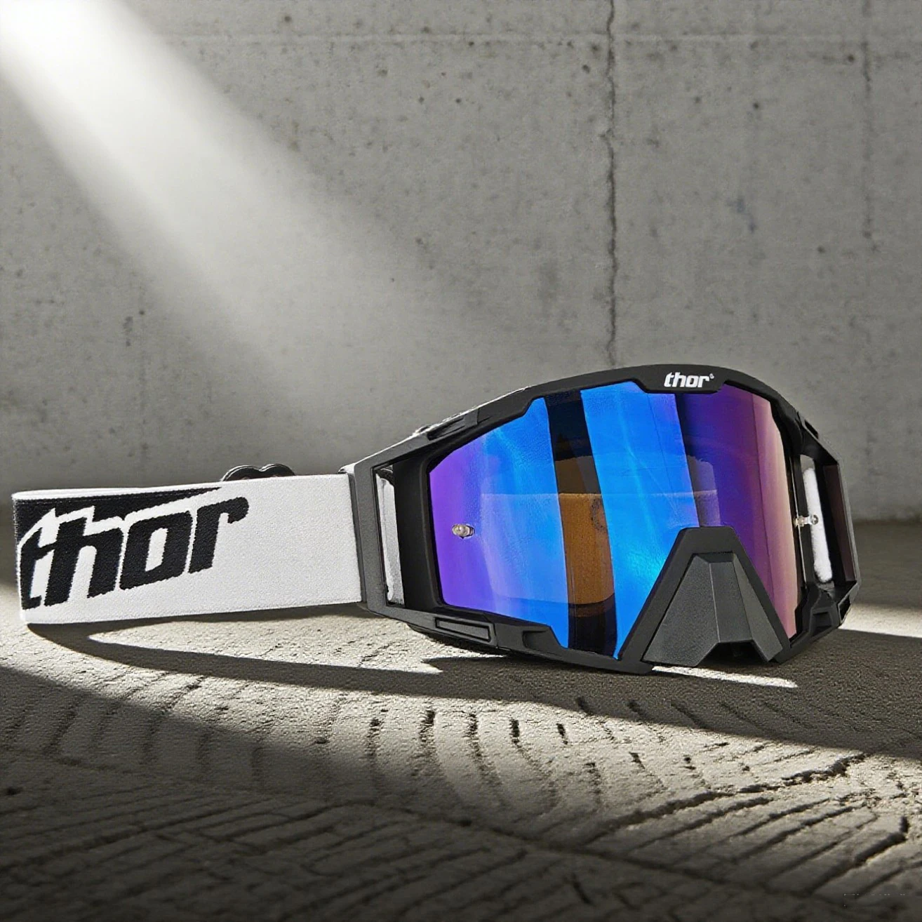 

Thor Motocross Goggles - Multi-Sport Windproof Eyewear for Dirt Bike, Motorcycle & Snow Riding