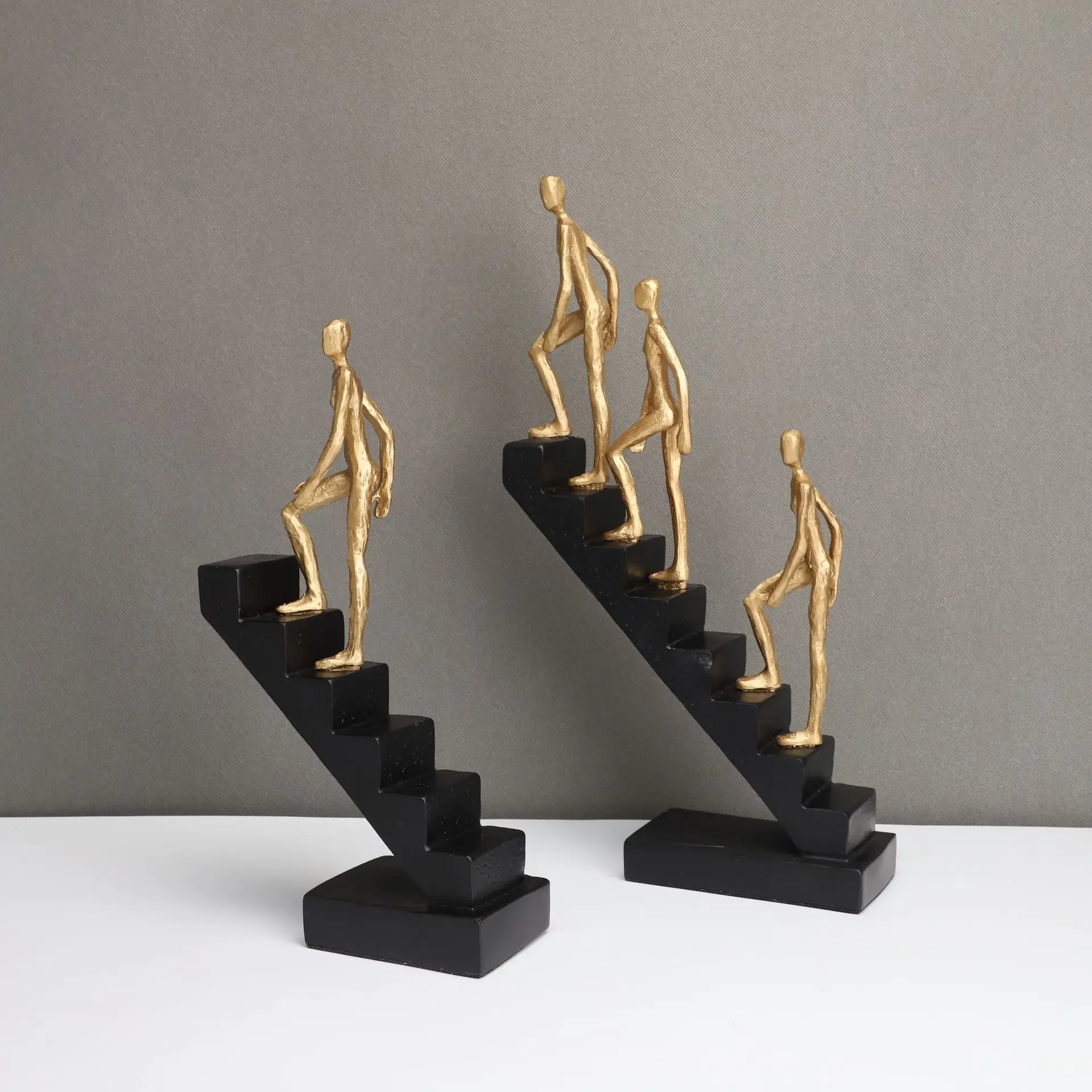 Creative Staircase Figure Sculpture Golden Man Climber Abstract Simulation Handicraft Ornaments Artwork Furnishings Home Decorat