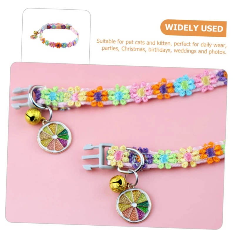 Collier pour animaux coloré avec clochette et empreintes pattes_voghion.com
